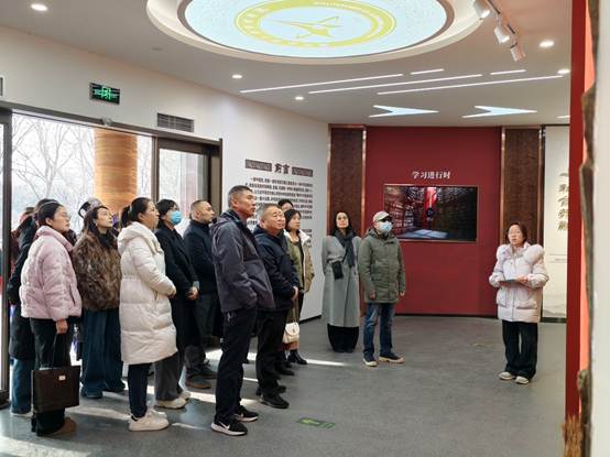 4e49972be1a7cc8ccc334f7067b01e15